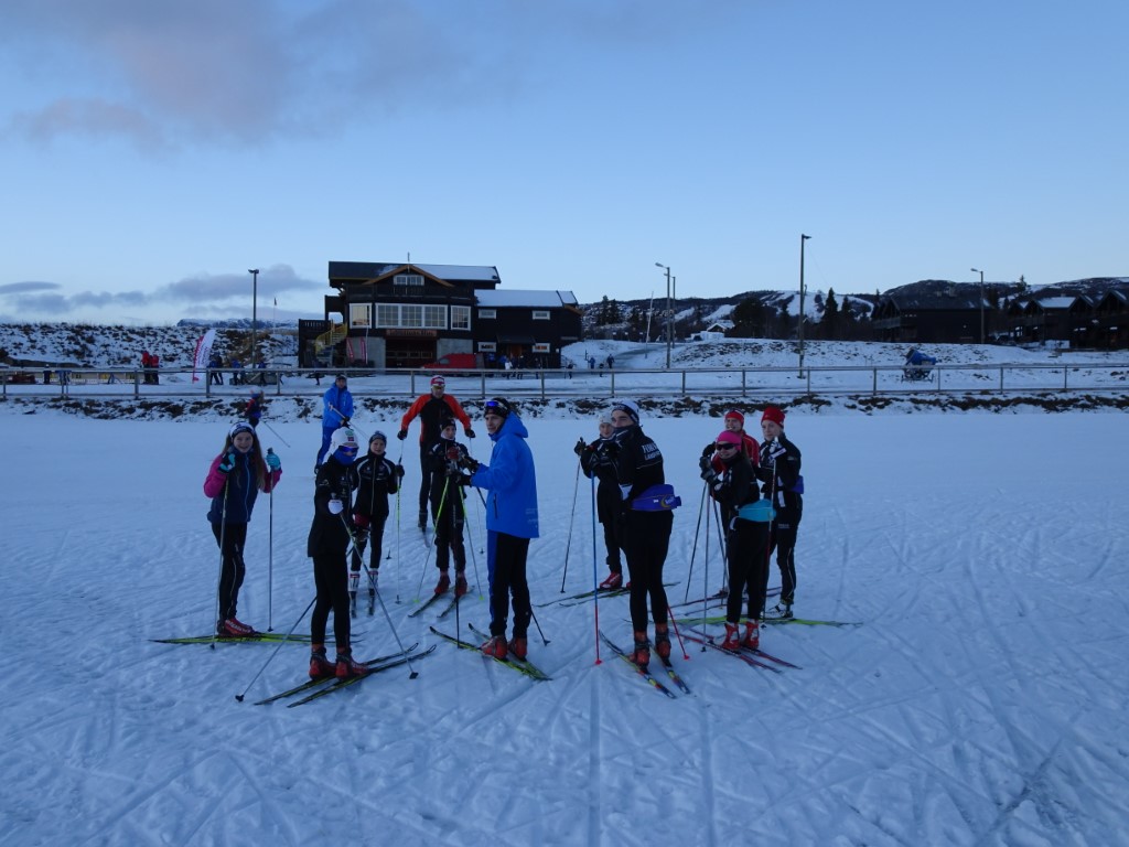 Biletserie frå samlinga på Beitostølen! Nærare 40 store og små kosa seg stort. :)