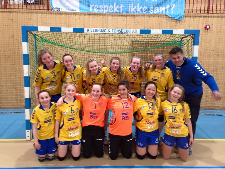 Vi vinner vår siste B-serie kamp over Slemmestad 10-15