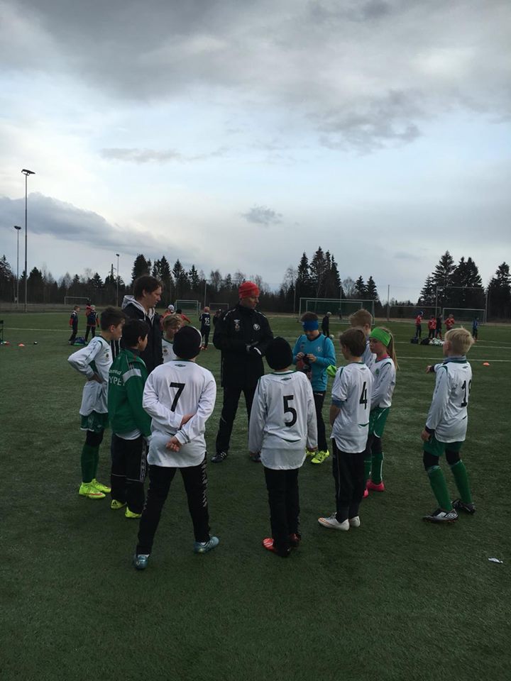 Første seriekamp i år for G11