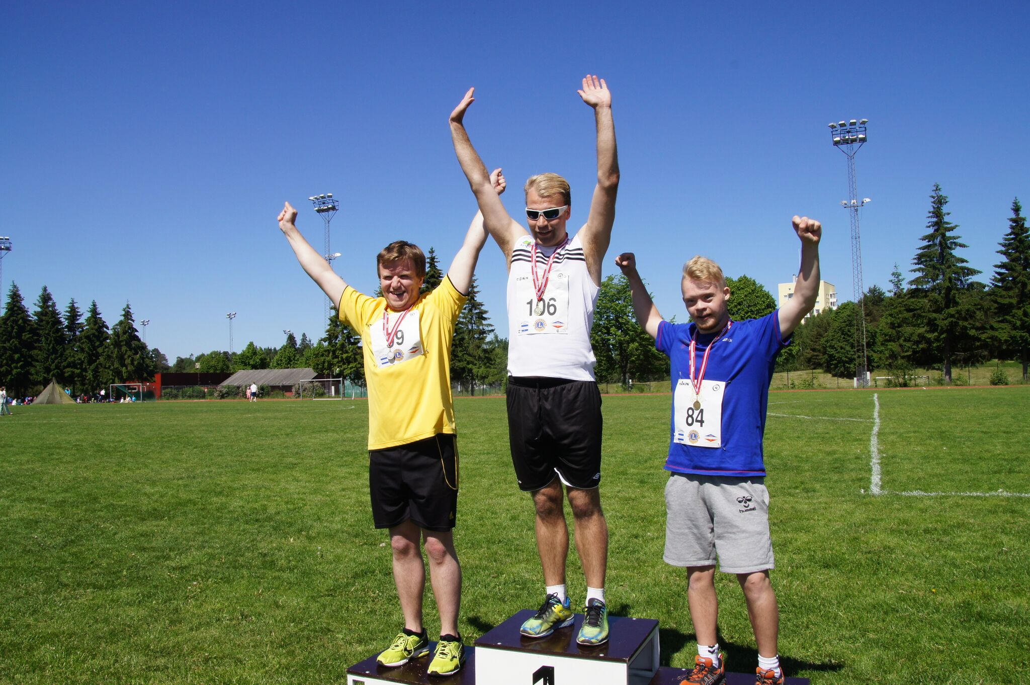 Rekordstor påmelding til Løvelekenes 10 års jubileum på Lambertseter Stadion 5. juni. Idrettspresident Tom Tvedt og Friidrettspresident Tore Hordnes åpner lekene.