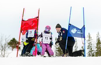 Stjørdals-Blink Alpint sin skiskole i 2025