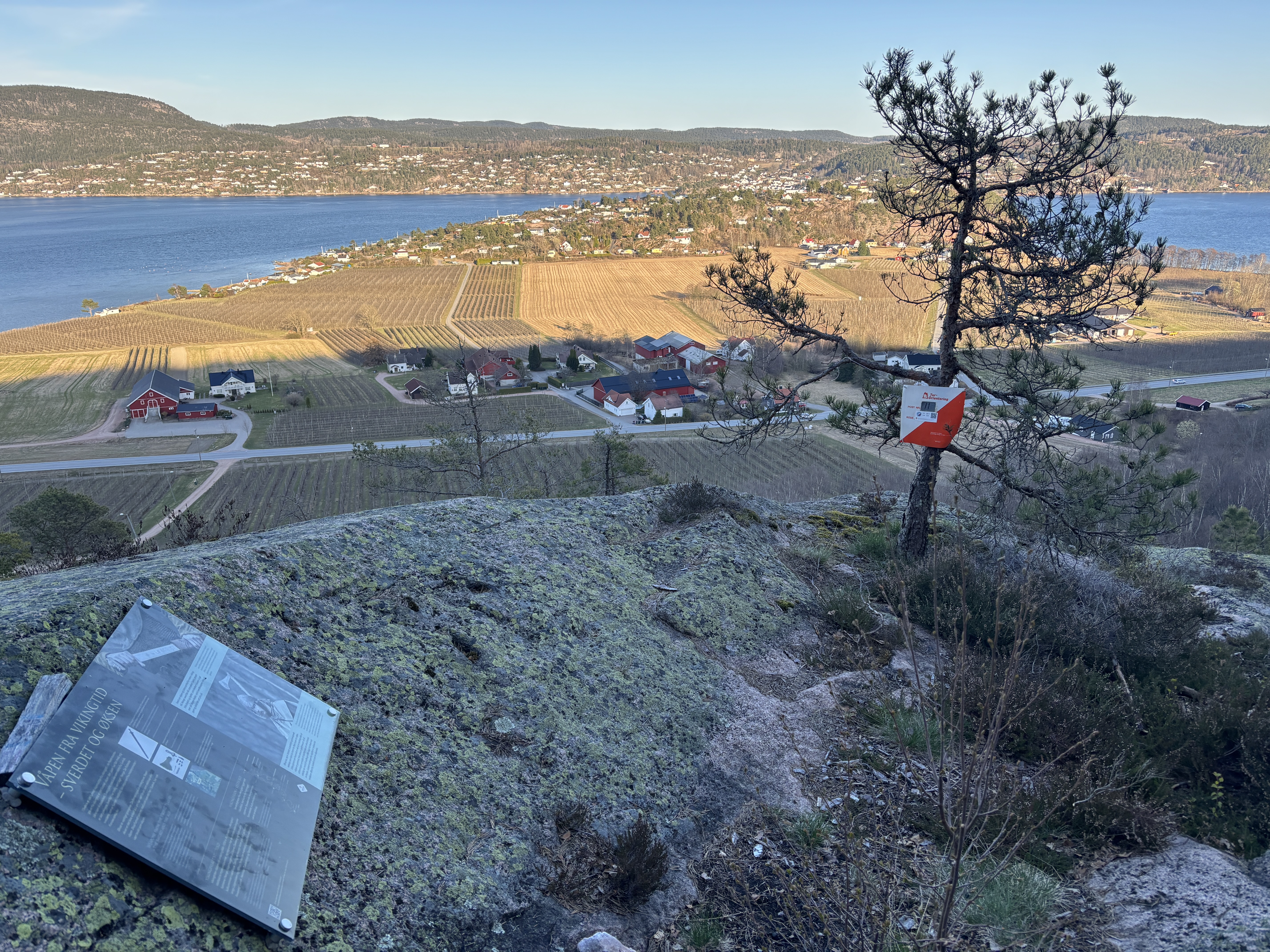 Søndag 28. september er siste mulighet for turorientering i Svelvikmarka