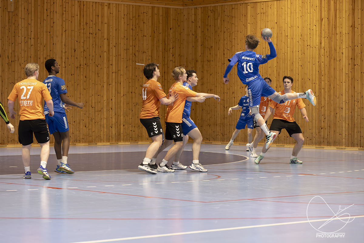 Image for G17-20: Florø held koken mot Åsane før viktig herrekamp