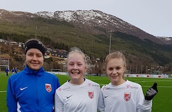 Lokale jenter i Førde på kretslagskamper i helga