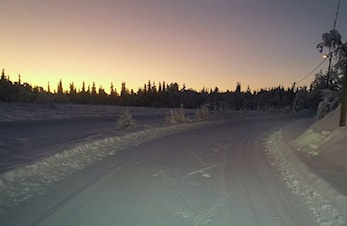 Snøen er på plass - skisesongen i gang på Liatoppen (21.11.19)