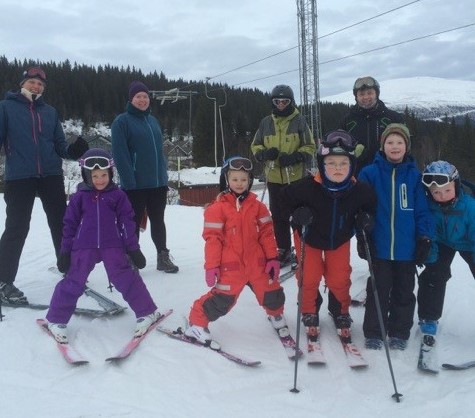 I helga er det masse Søya-folk i skibakkene i Åre :-) nå med flere bilder