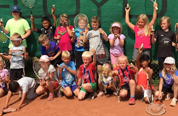 TENNISSKOLE FOR JUNIORER 24 til 27 JUNI 2019