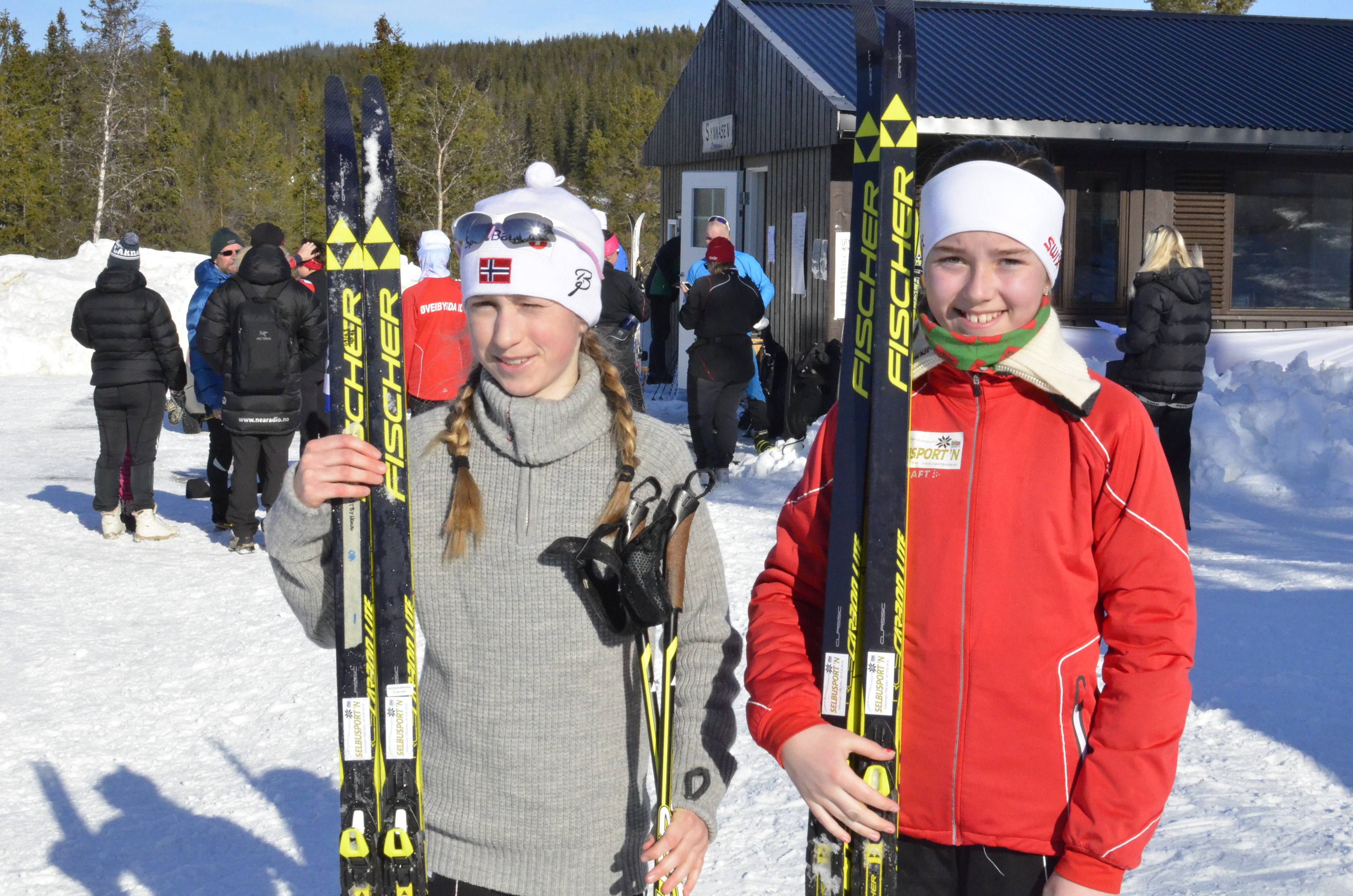 To lovende skiløpere