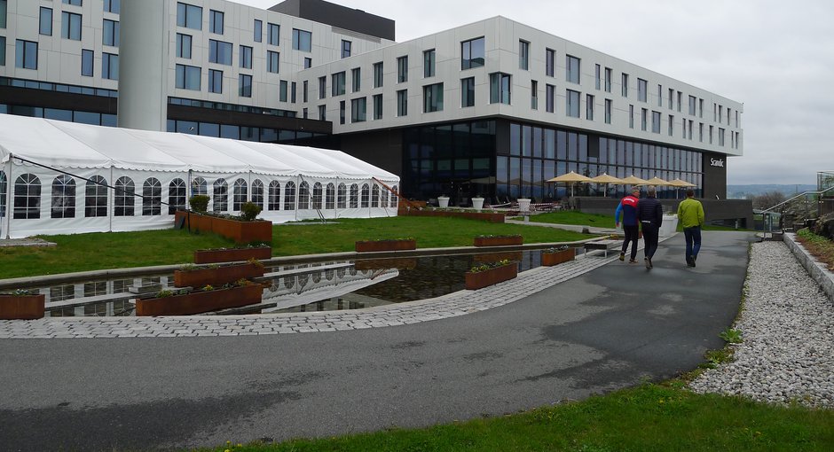 Image for Bo ved sprinten og ved ungdomsarrangementet