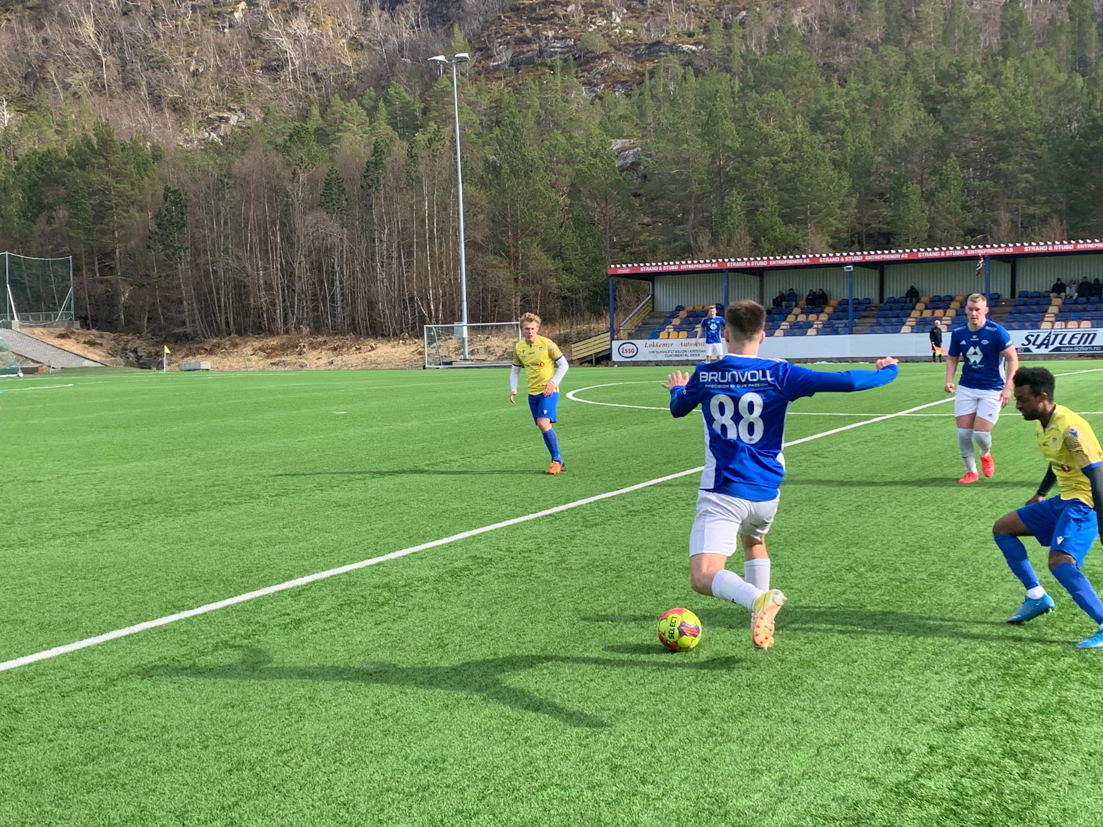 Høydepunkt fra helgens 5. div kamp