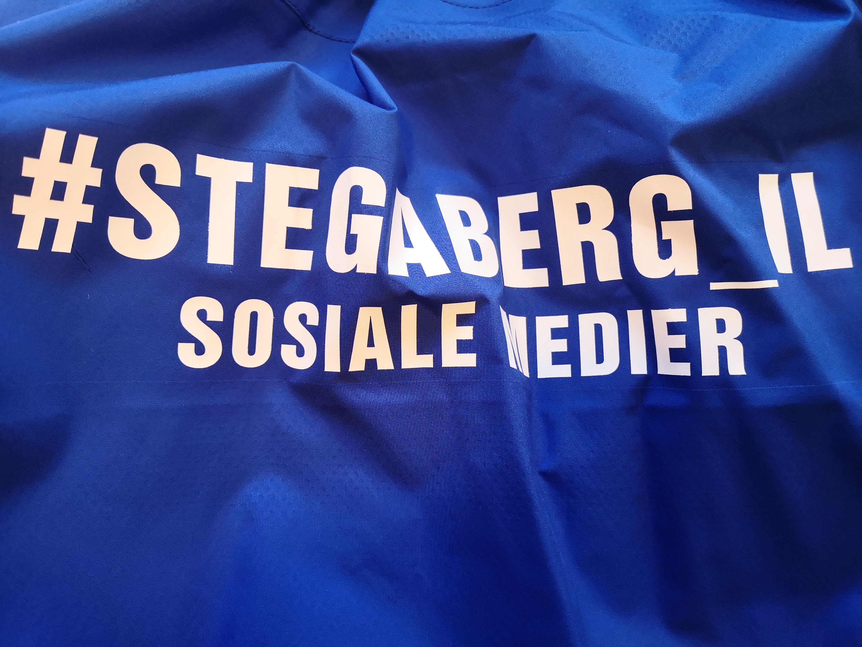 Image for Unge reportere / bidragsytere til sosiale medier