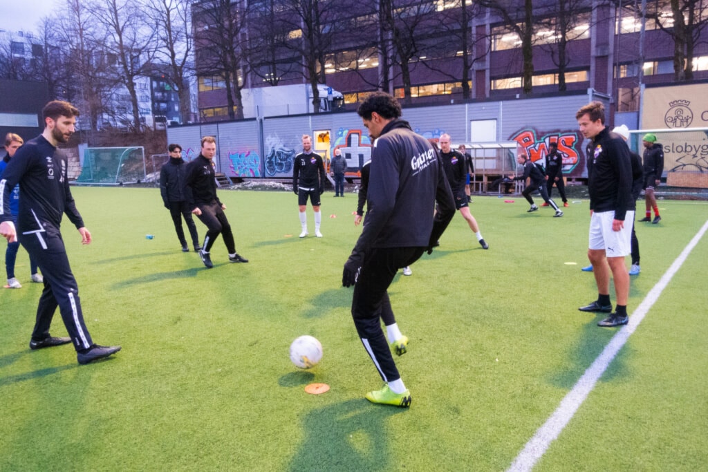 Grüner fotballs A-lag 2023, trening.