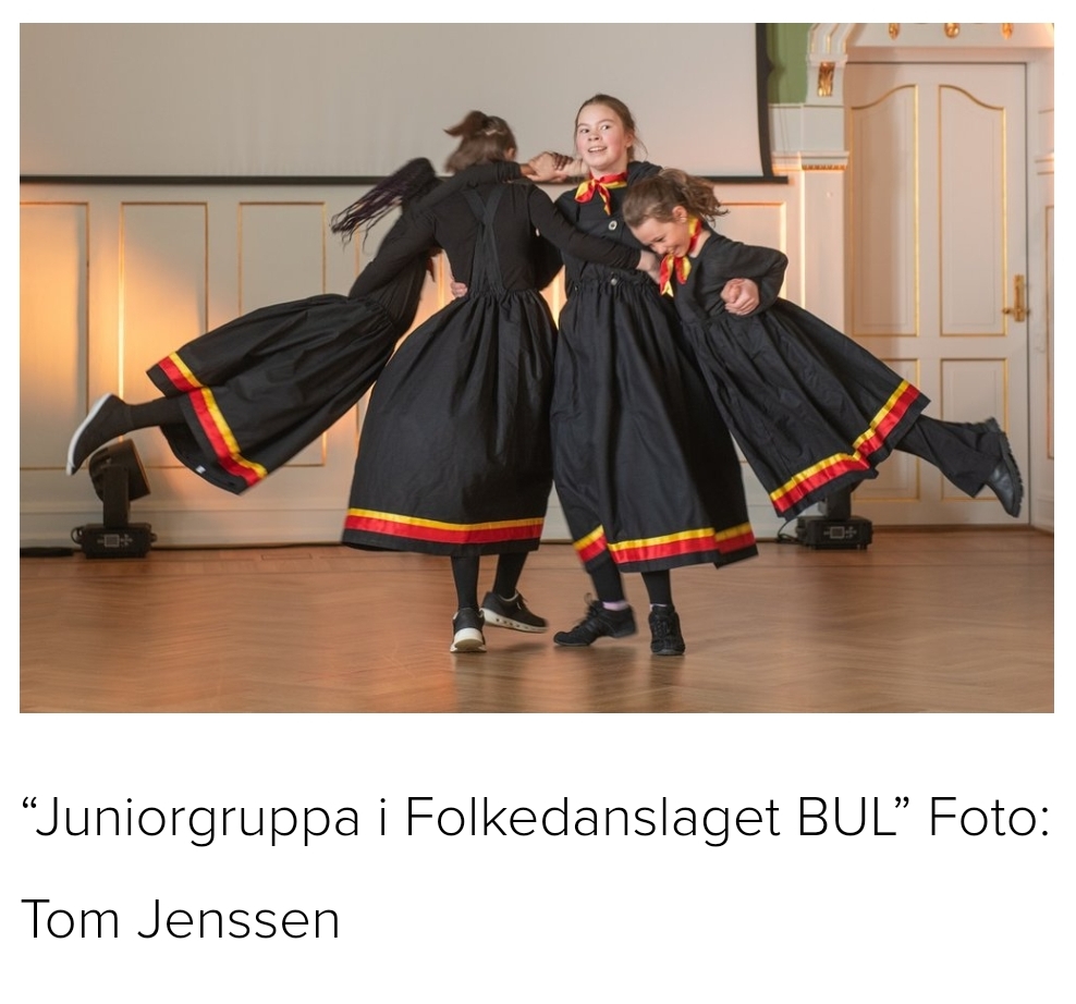 Juniorgruppa deltar på Dansens dager.