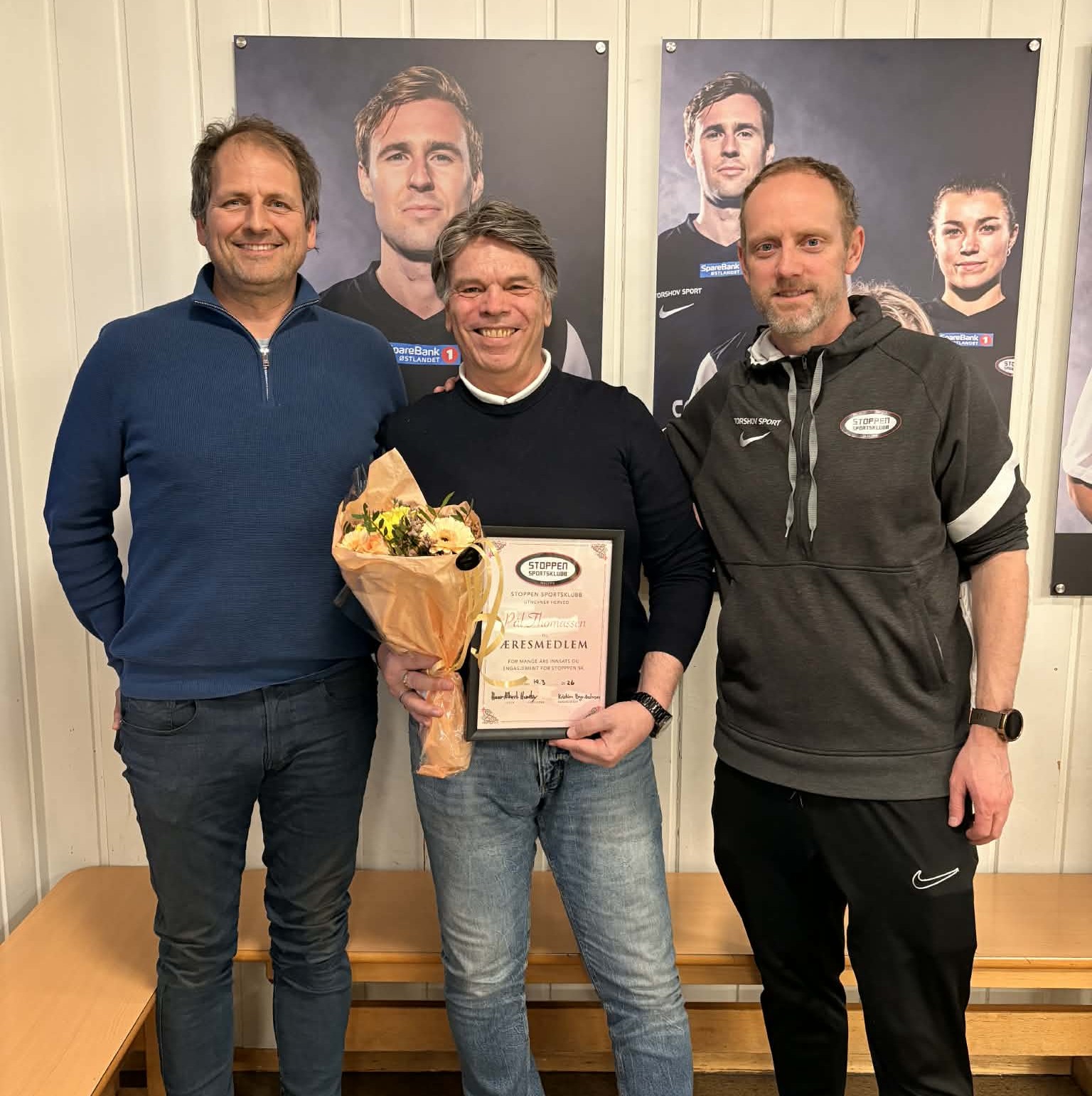 Pål Thomassen tildelt æresmedlemskap i Stoppen SK