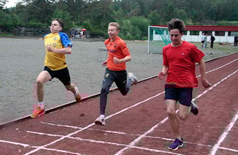 Skulestemner med 200 deltakarar