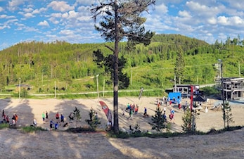 Strålende kveld for ungdommene i Sjetnmyra
