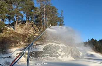 Snøproduksjon på Selbuskogen