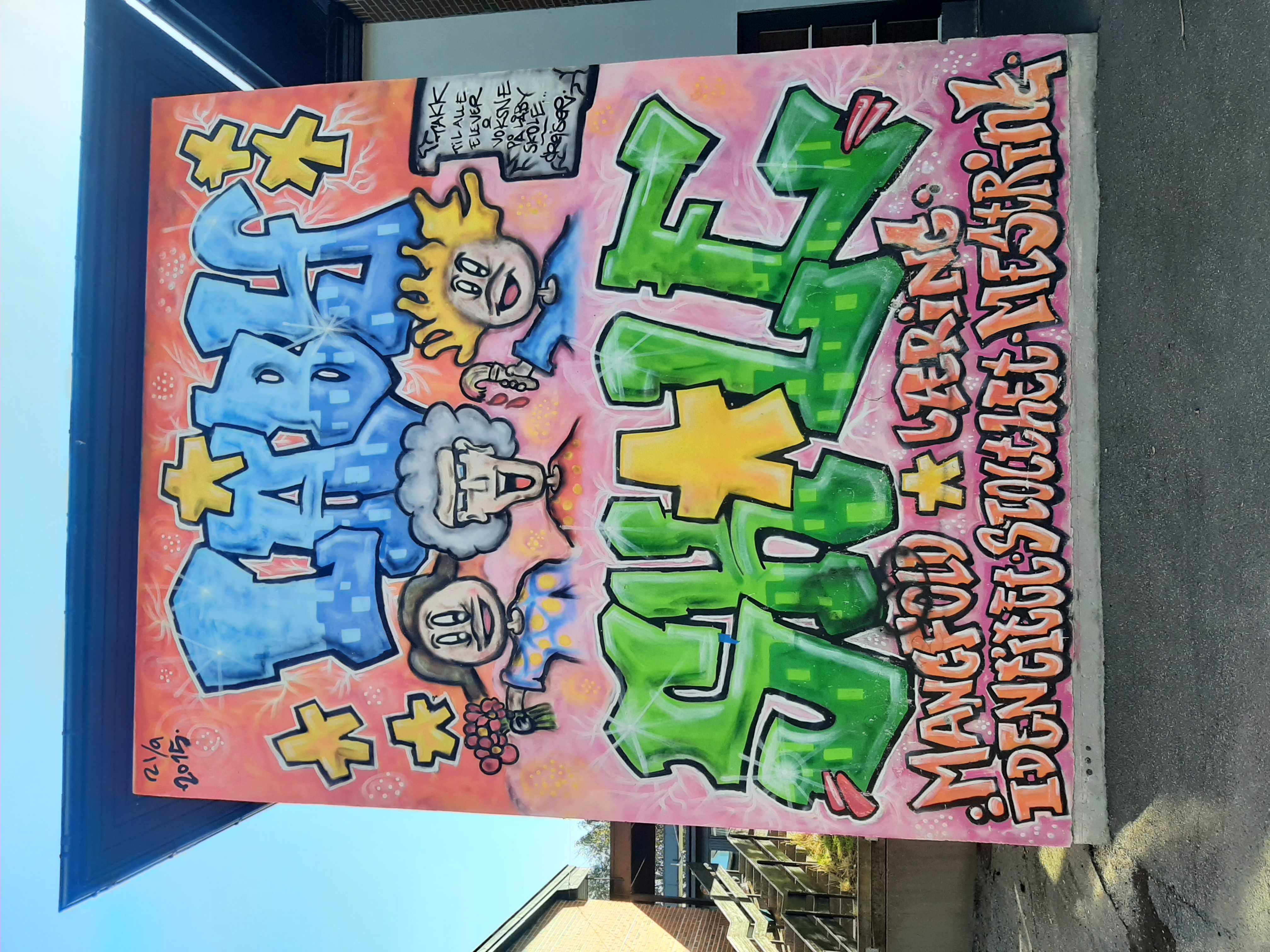 Rundt 160 elever prøvde rulleski på Låby skole