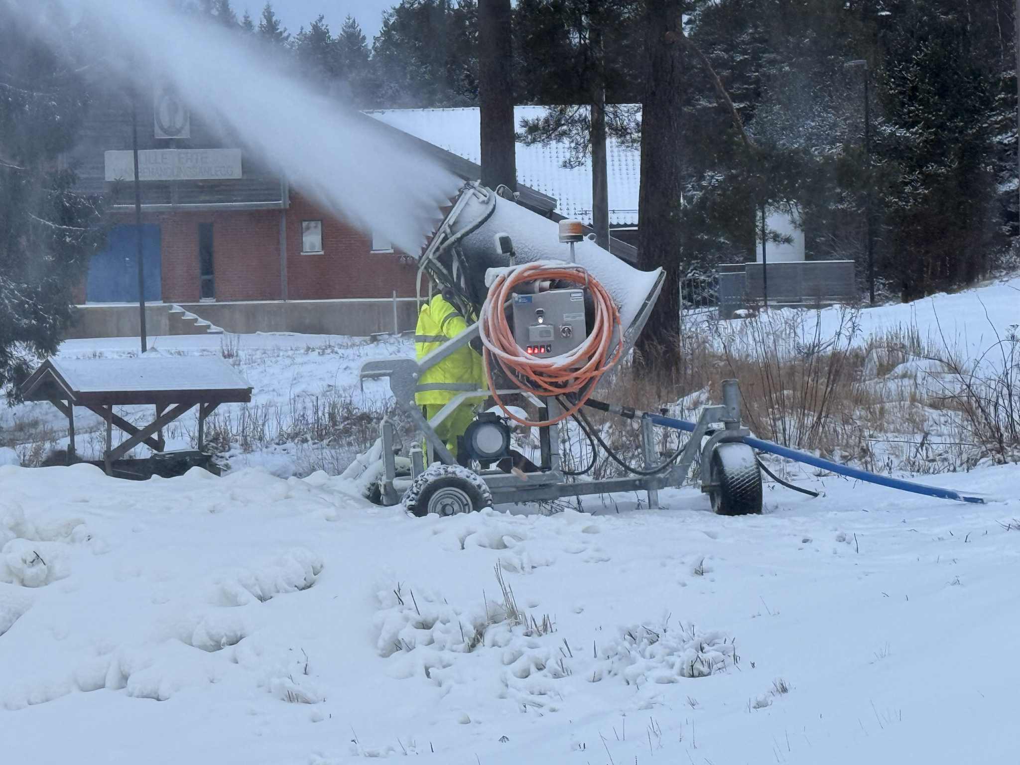 Skianlegget: Snøproduksjonen har startet opp igjen!