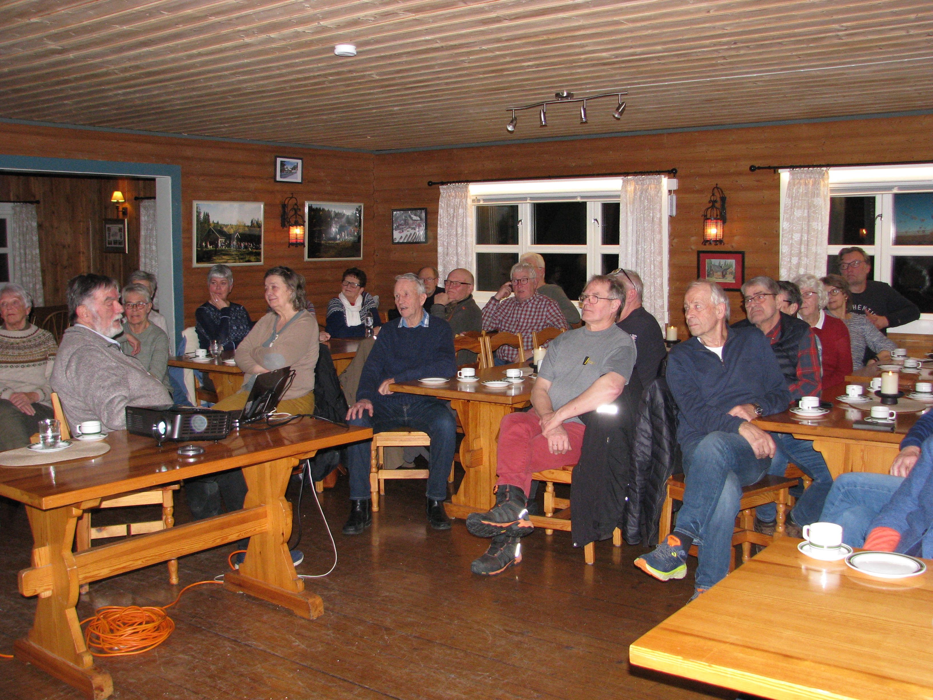 Hyggelig fotokveld med Jens-Christian Strandos