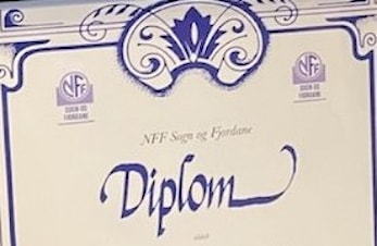 Blå diplom til Evy-Ann