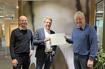 Sparbankstiftelsen DNB med midler til utbedring av sti mellom lysløypa og kanalen.