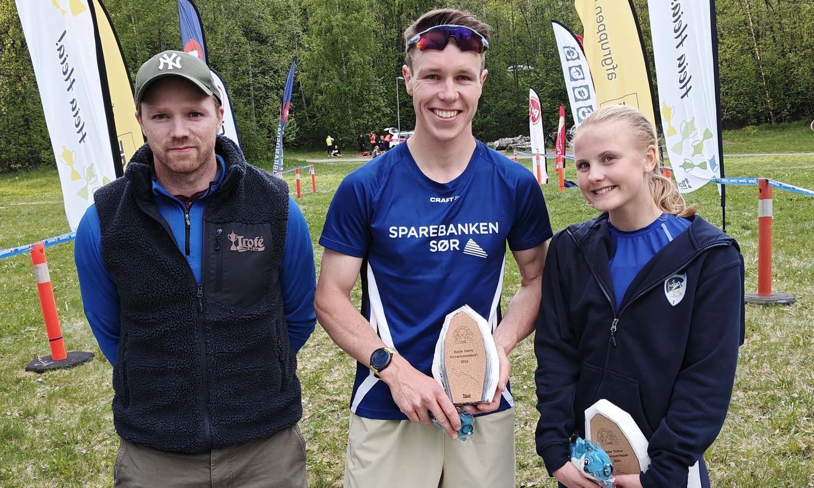 Flott stemning og mange blide løpere i Hovemoenløpet.