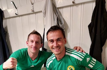 En tremålshelt og et lag av krigere