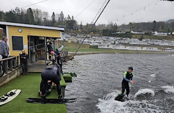 Klubbsamling hos Sauherad IL wakeboard 16. april