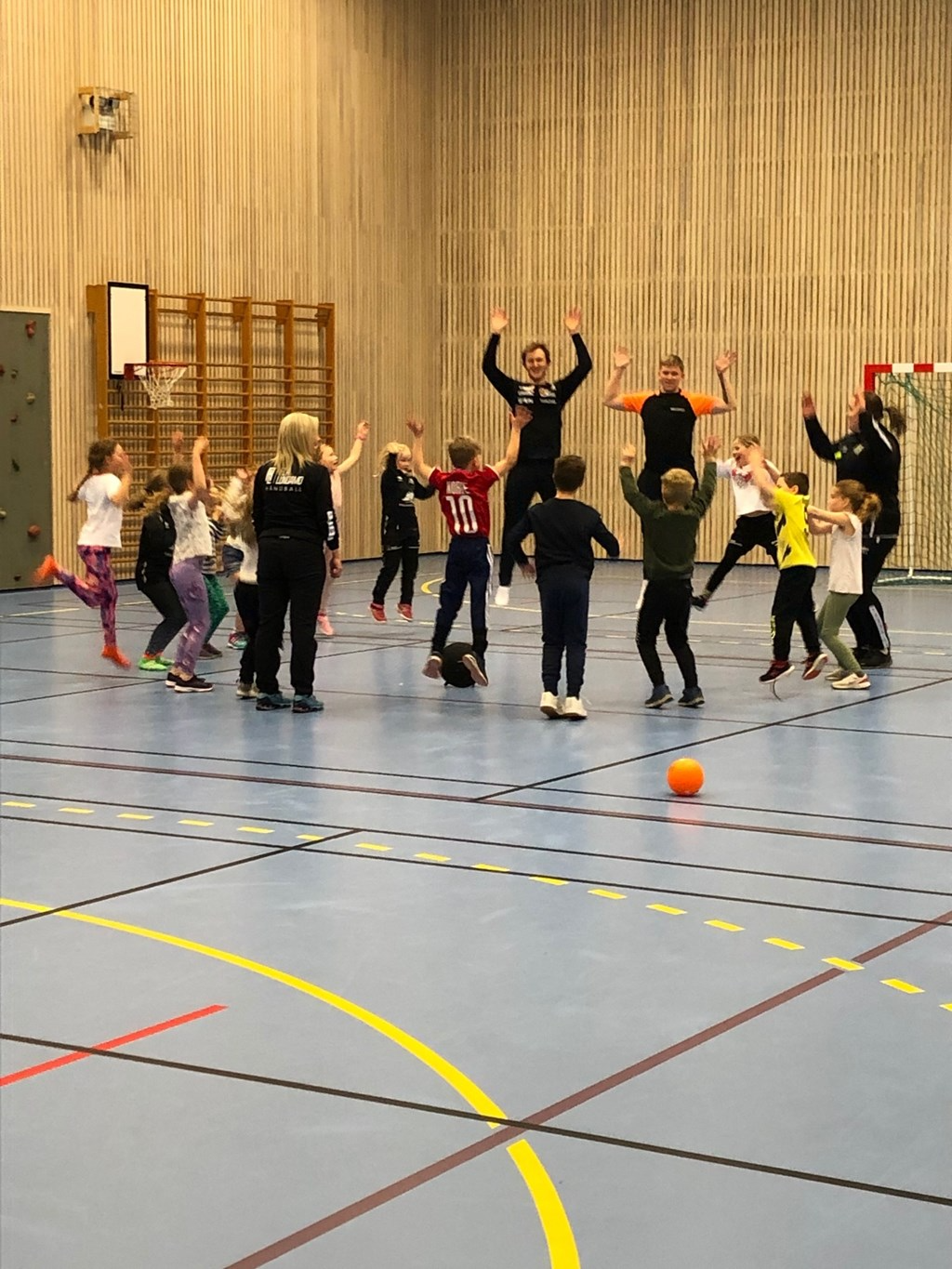 Instruktør søkes til Basistrening