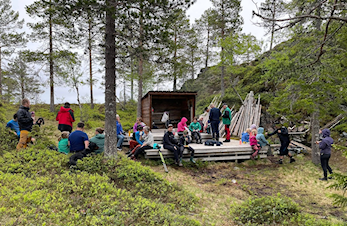 Søndag 15. juni mellom kl 12 - 13 arrangerer vi kaffeservering ved Gudrunhula.