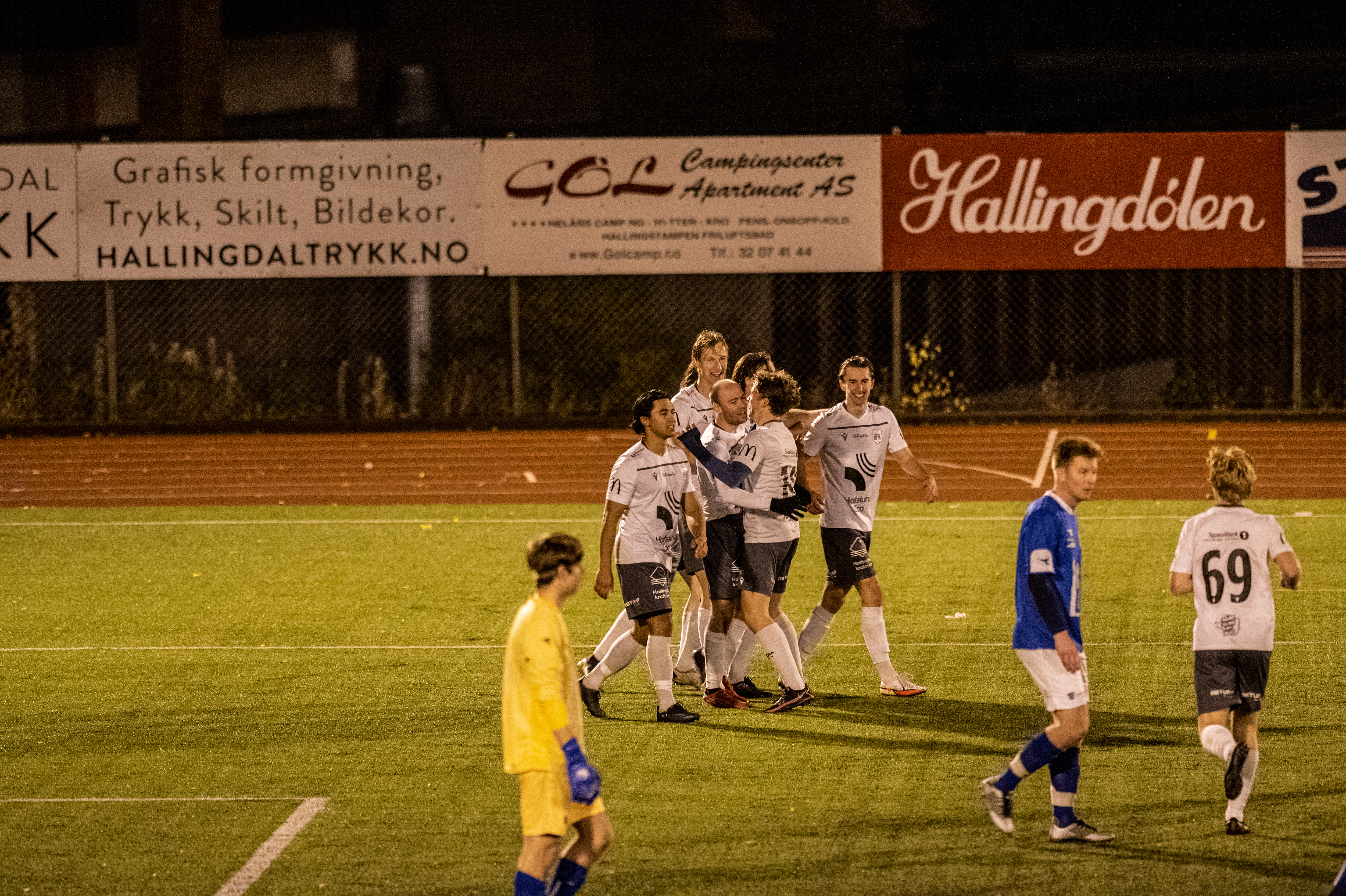 SURT HJEMMETAP MOT HURINGEN