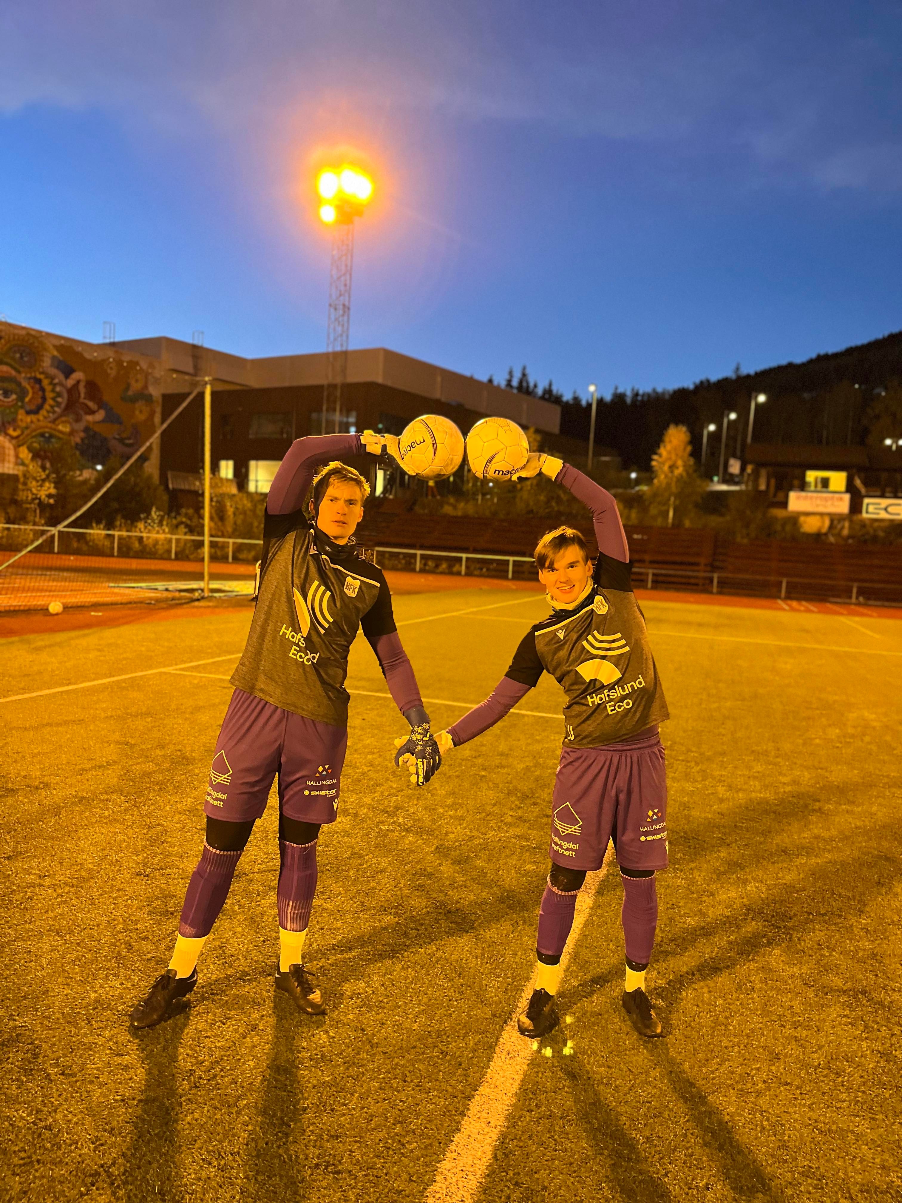 HFK VANT STORT MOT TOPPLAGET DBK. &nbsp;&nbsp;