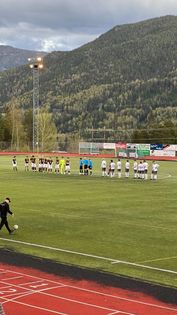 STRÅLENDE SEIER I JUNIOR NM. KLAR FOR 3 RUNDE