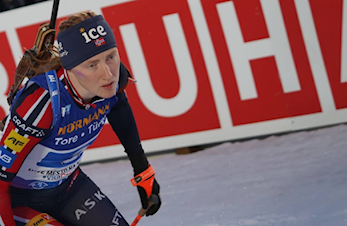 Maren Hjelmeset Kirkeeide sikra andreplass til Noreg i stafetten.