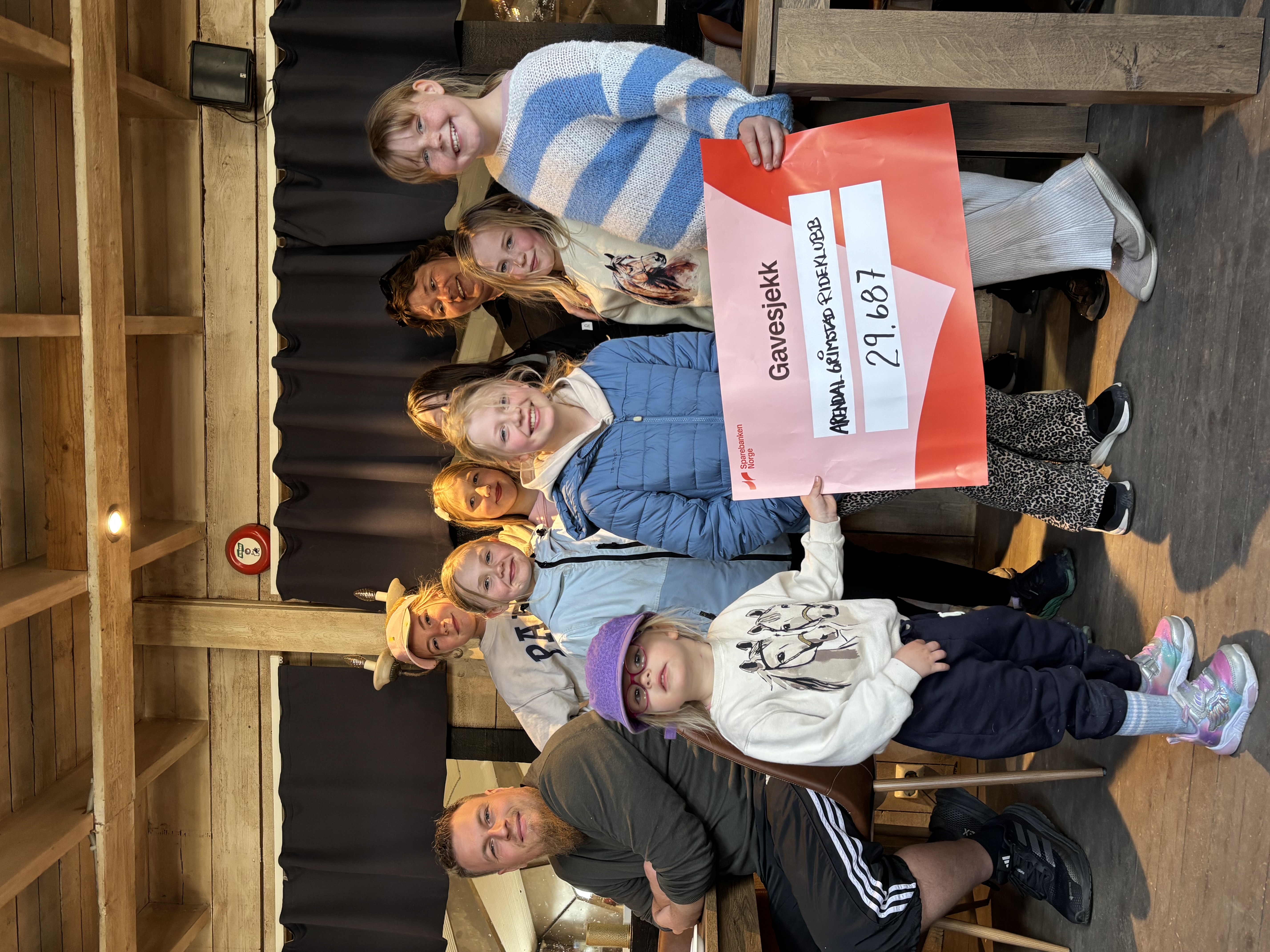 30 000,- TIL NY SKOLEHEST PÅ AGR