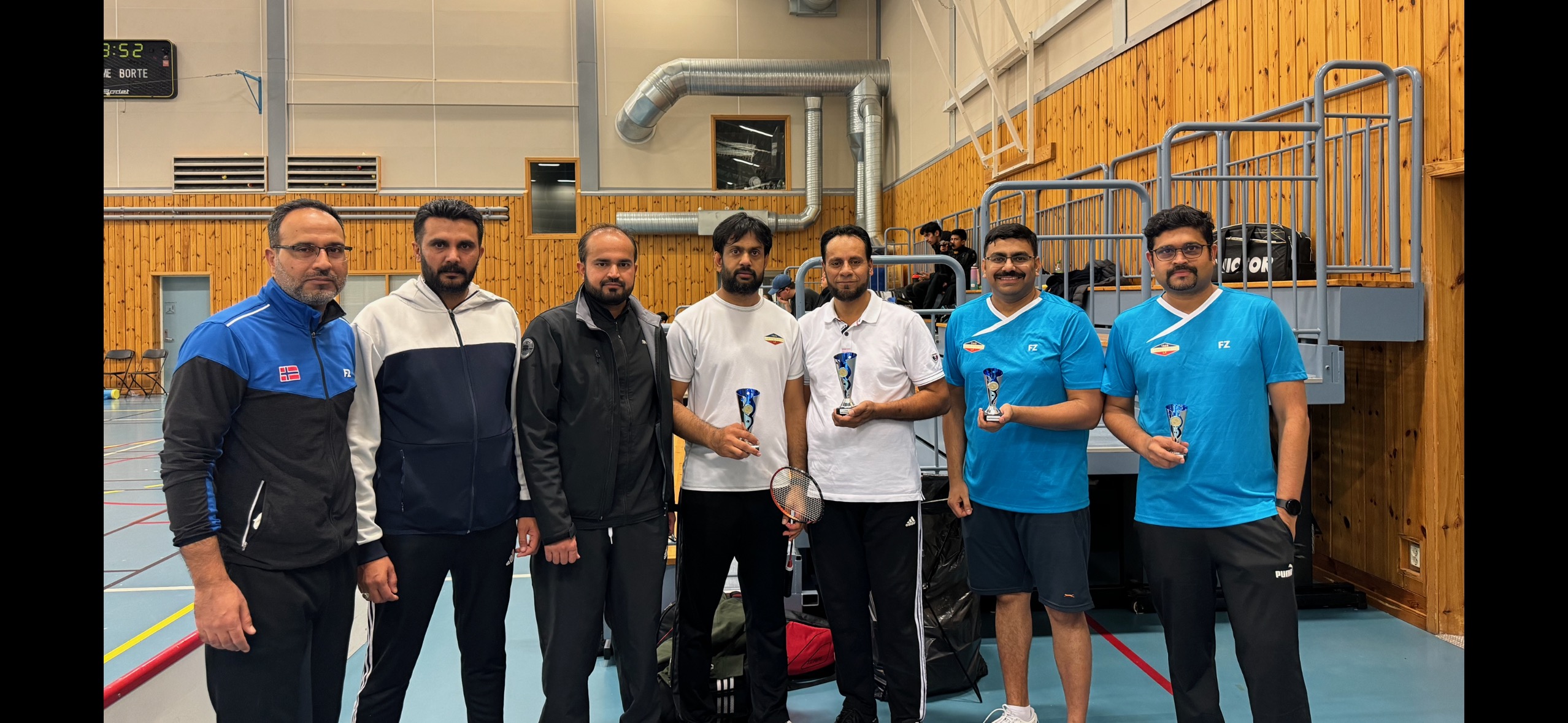 Flere badmintonpokaler i Bygdø høsttreff