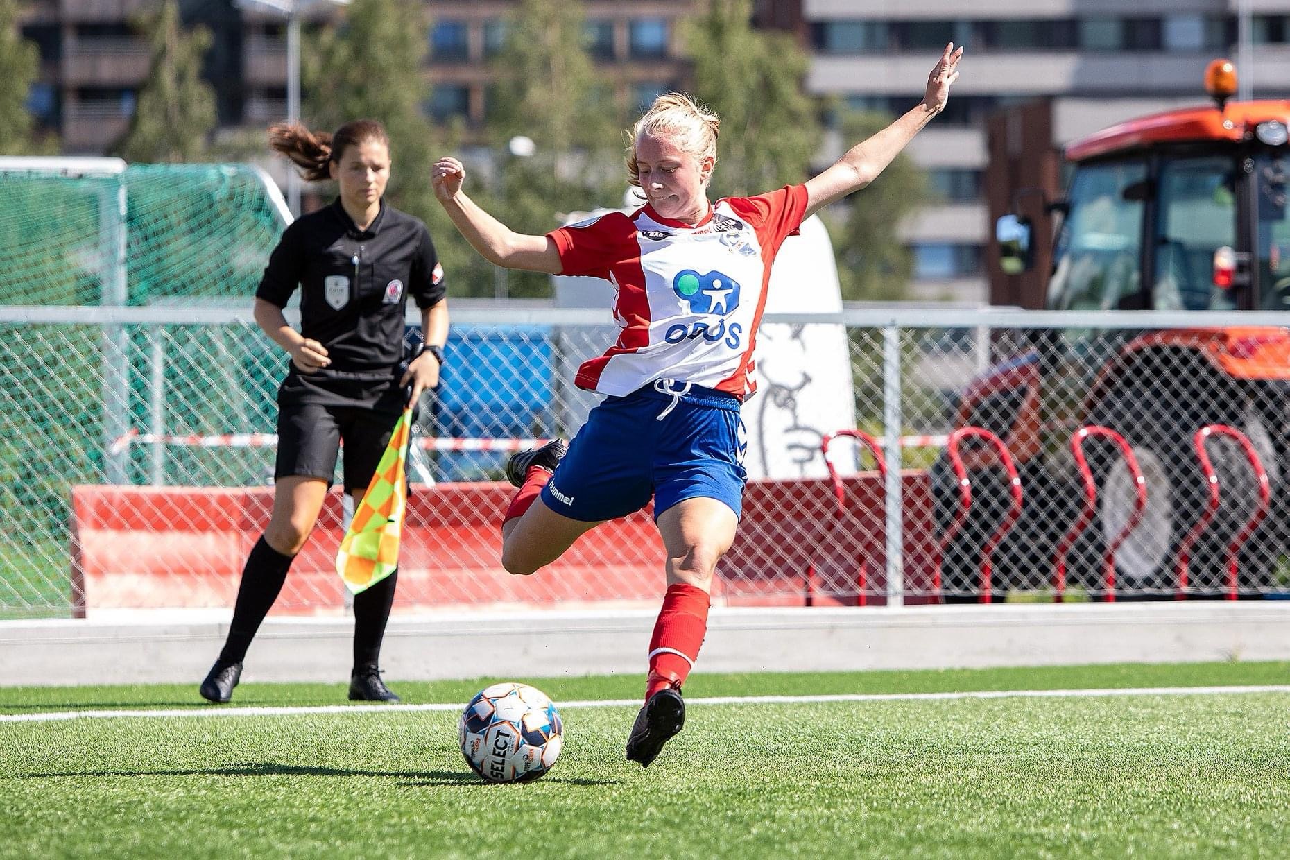 Jennifer vil dømme cupfinale