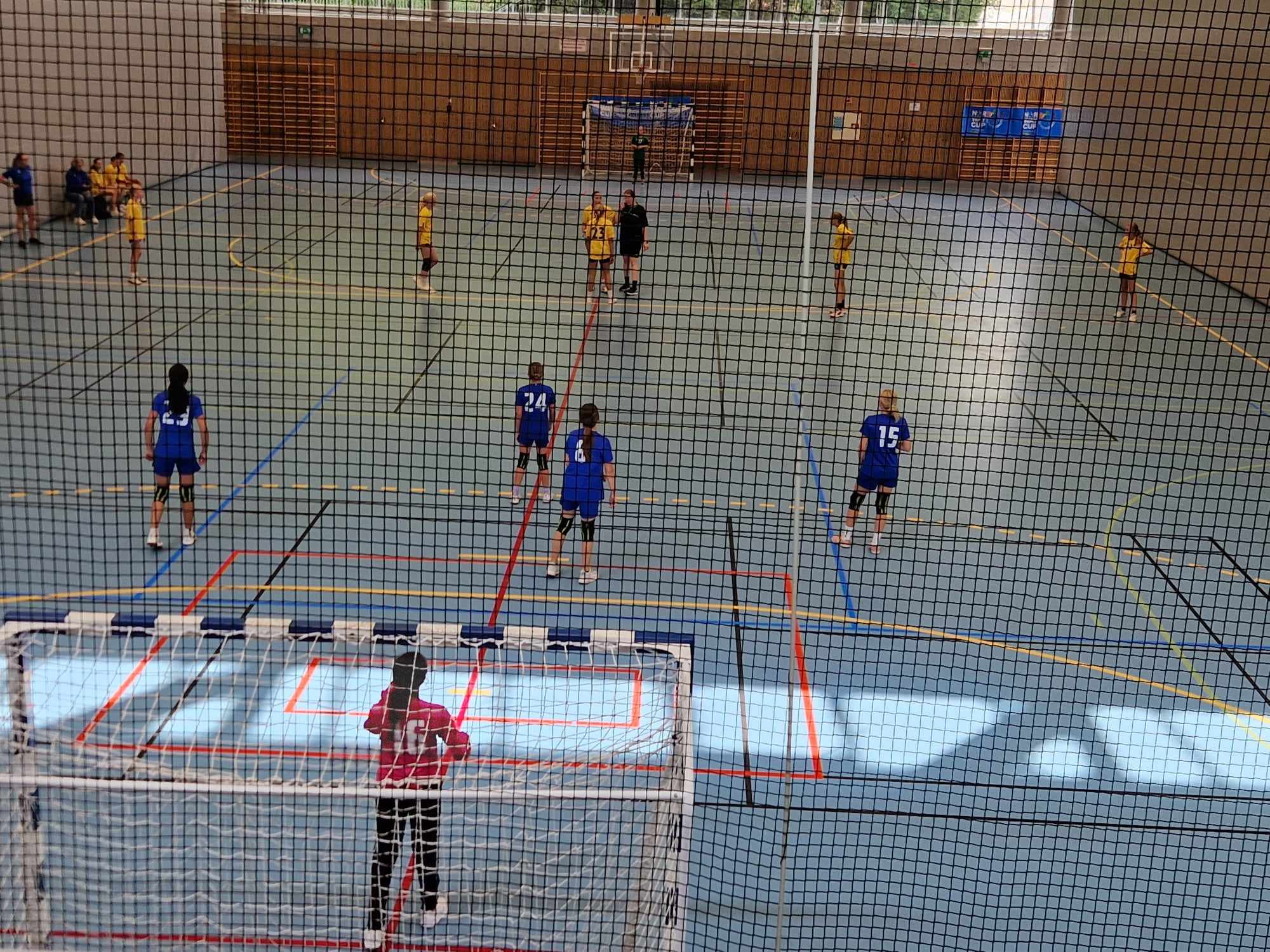 Begge LIF-lagene videre i håndballturneringen