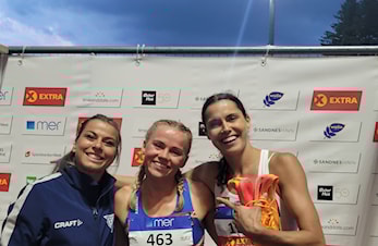 Andrea Rooth i media