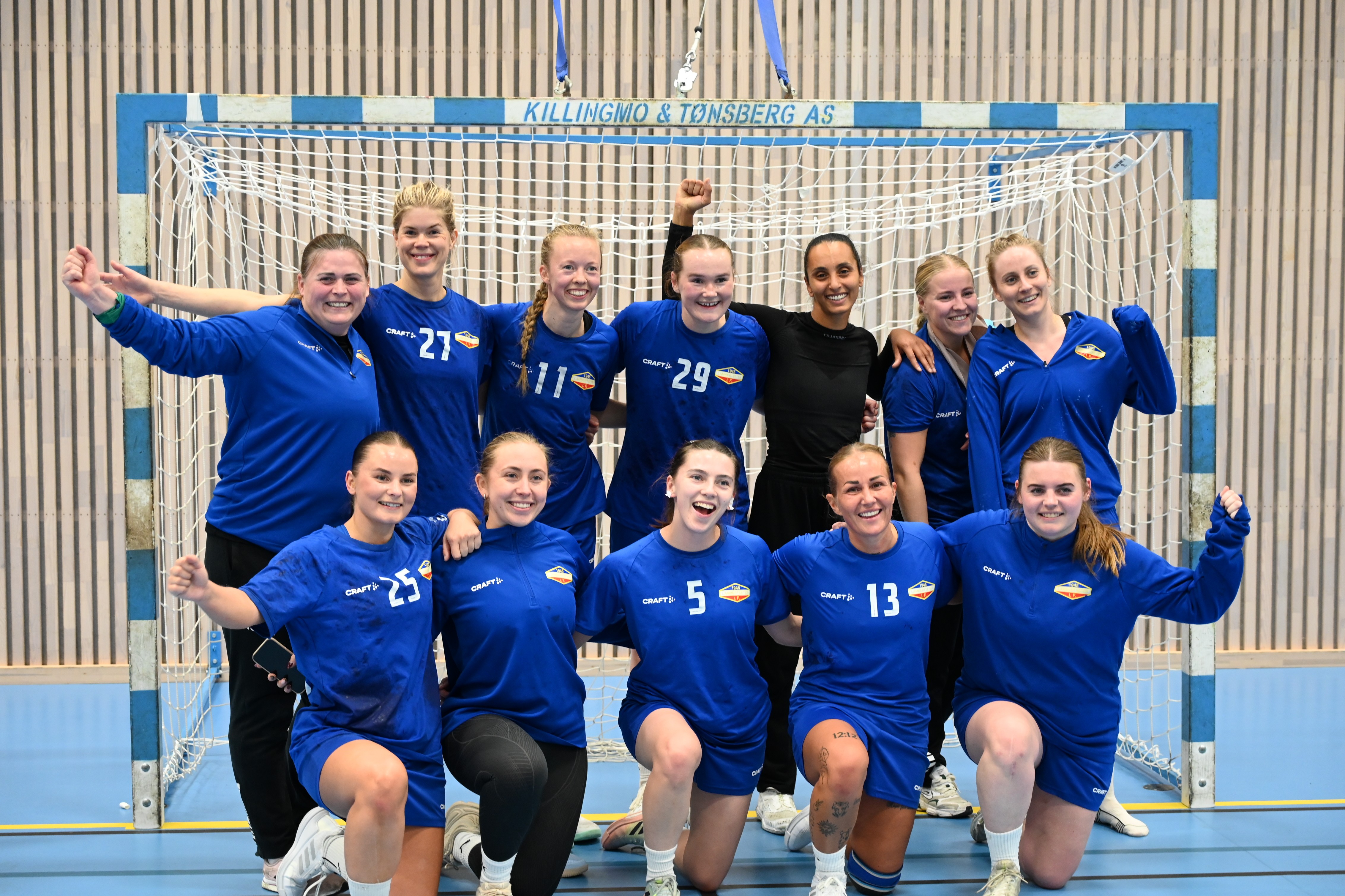 Superdamene imponerte p&#xE5; hjemmebane