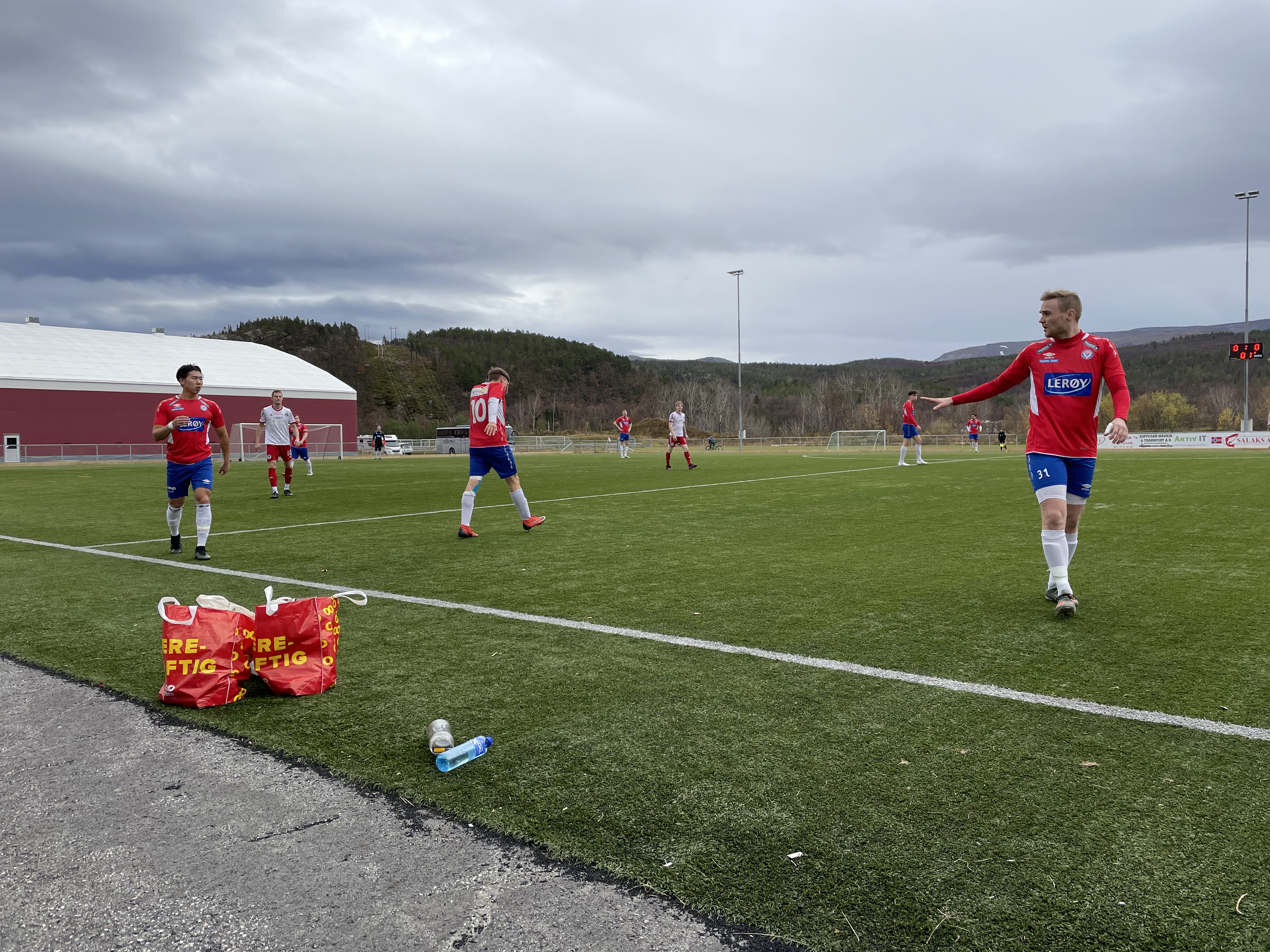 Livsviktig poeng på Idrettsheia