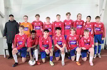 G15-laget samarbeider seg til seier