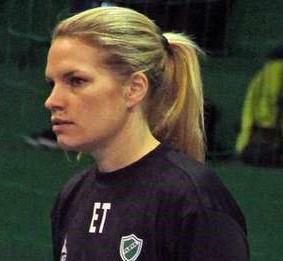 Eline takker for seg