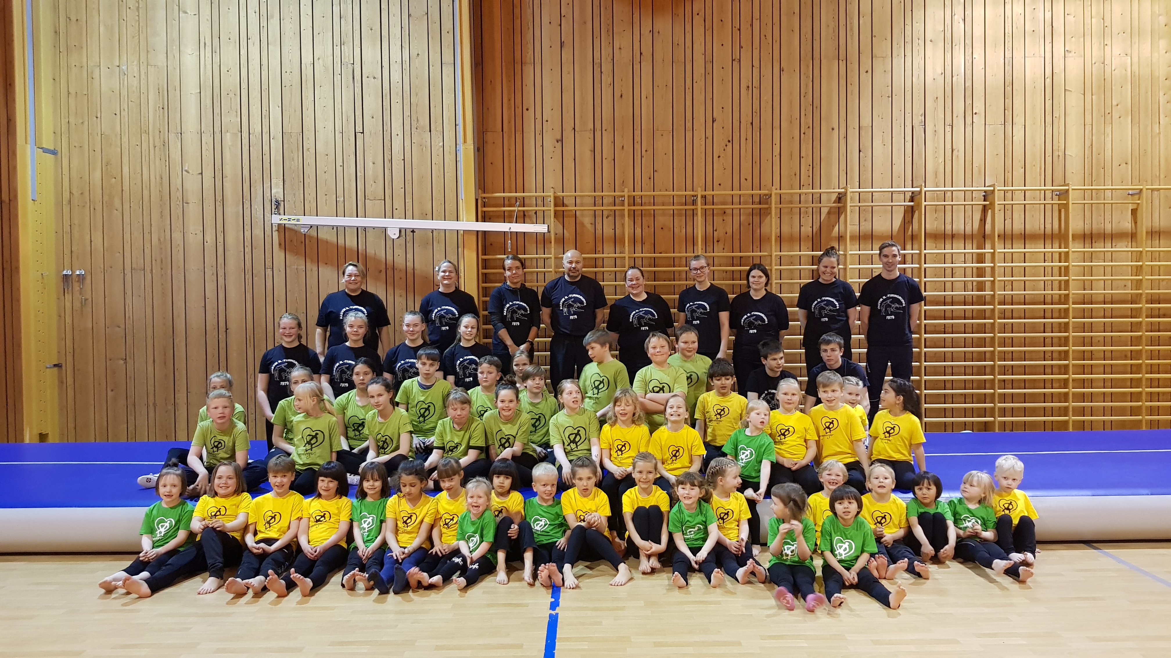 Vi trenger trenere til turn!