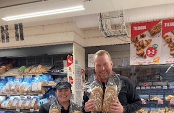 I MORGEN KOMMER ROLLONBRØDET