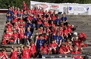 MELD DEG PÅ ÅRETS FOTBALLSKOLER