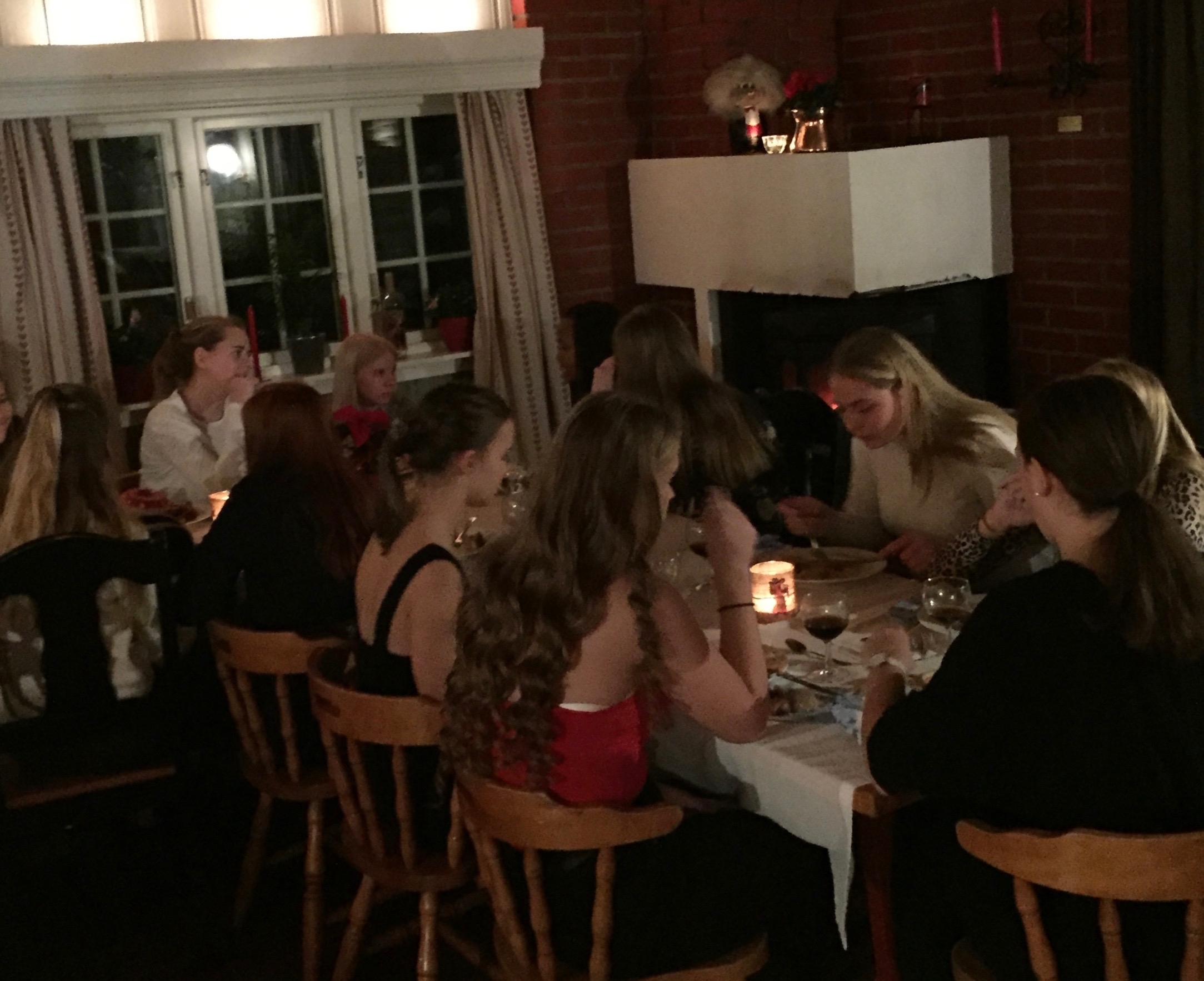 TTIF/Berg J 15 og 17 med hyggelig julebord.