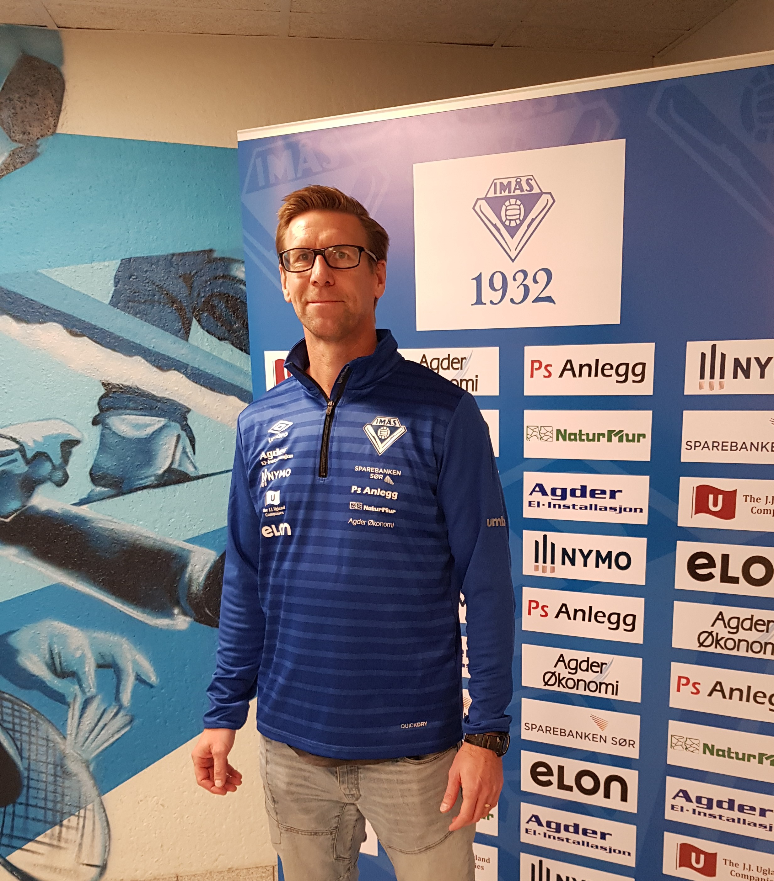 Imås fotball signerte en ny 2 års kontrakt med A-lags trener Mattias Hortin