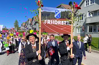 GRATULERER MED DAGEN!